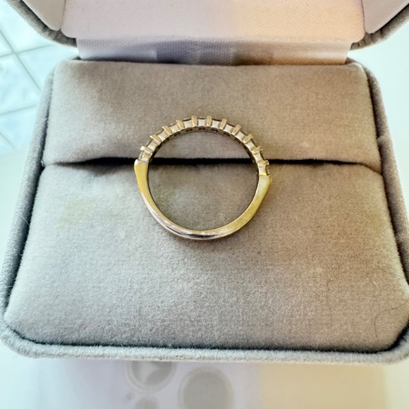 Ladies 14K White Gold Diamond Anniversary Band, Size 6 - Picture 4 of 4